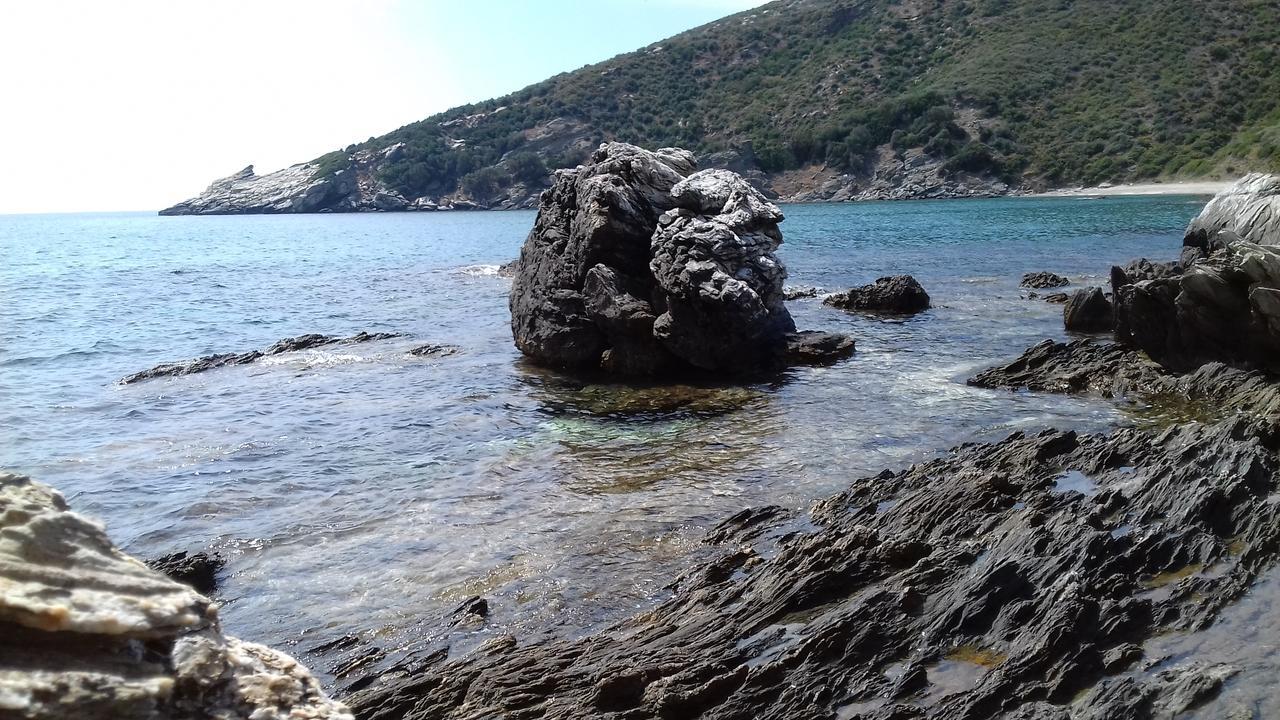 Отель Moka Evia Island Akhladheri Экстерьер фото